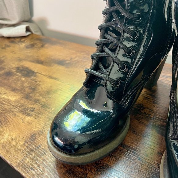VTG Dr Marten "Dee" Patent Leather Heeled Mid Calf Boots US size 8 (EU39/UK6) - Picture 10 of 14